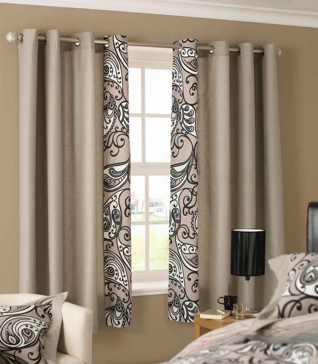Fashionable bedroom curtains