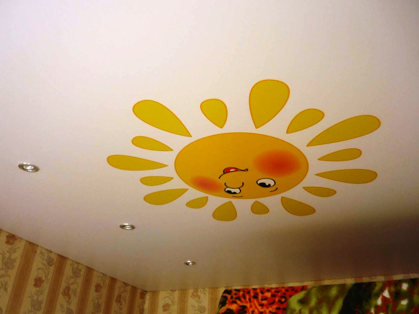 Option de plafond tendu pour chambre d'enfants