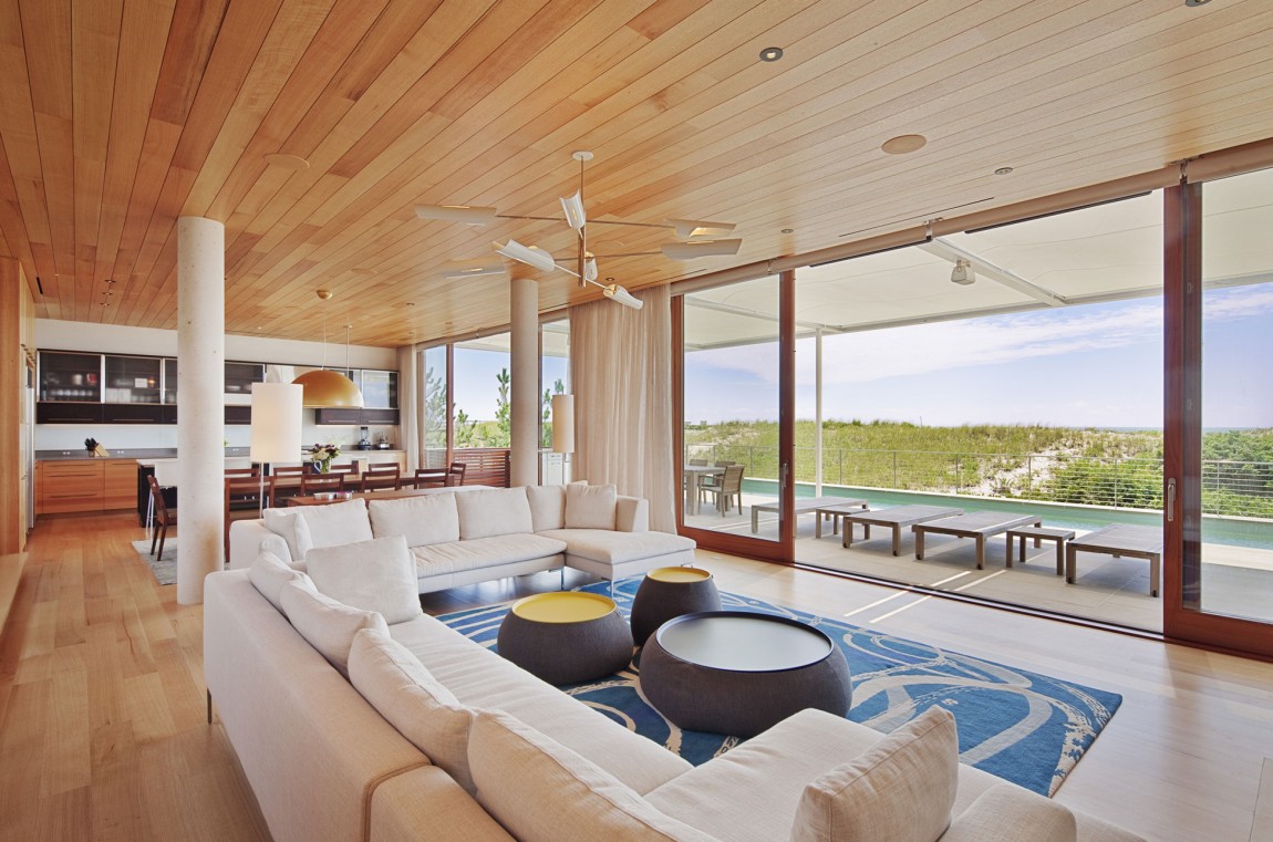 cozy bright style living room