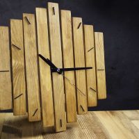 version de bricolage de la décoration de la chambre originale avec une photo d'arbre