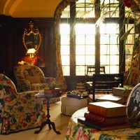 bright room design in vintage style picture