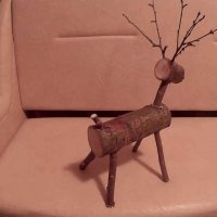 version à faire soi-même d'un décor de chambre lumineux avec une photo d'arbre