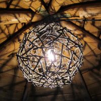 l'idée d'une belle décoration de la salle avec un arbre faites-le vous même