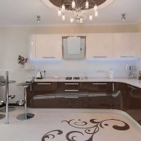 idea of the original interior of a large kitchen picture