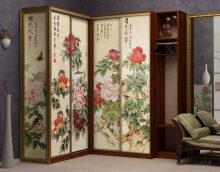 the idea of replacing table cover with improvised photo materials