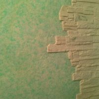 variante du design inhabituel de l'appartement avec image en stuc décoratif