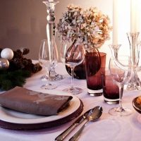 the idea of a beautiful table decoration picture