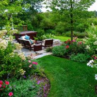 idea of modern design courtyard of a private house picture