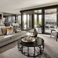 idée d'un beau décor de salle dans une maison privée photo