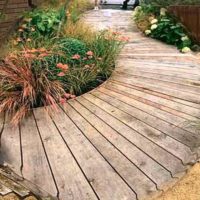 l'idée d'utiliser des chemins de jardin lumineux dans la conception de la cour photo