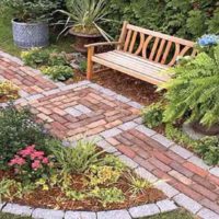 exemple d'utilisation de chemins de jardin insolites dans la conception de la cour photo