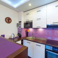 the idea of using light lilac in the decor picture