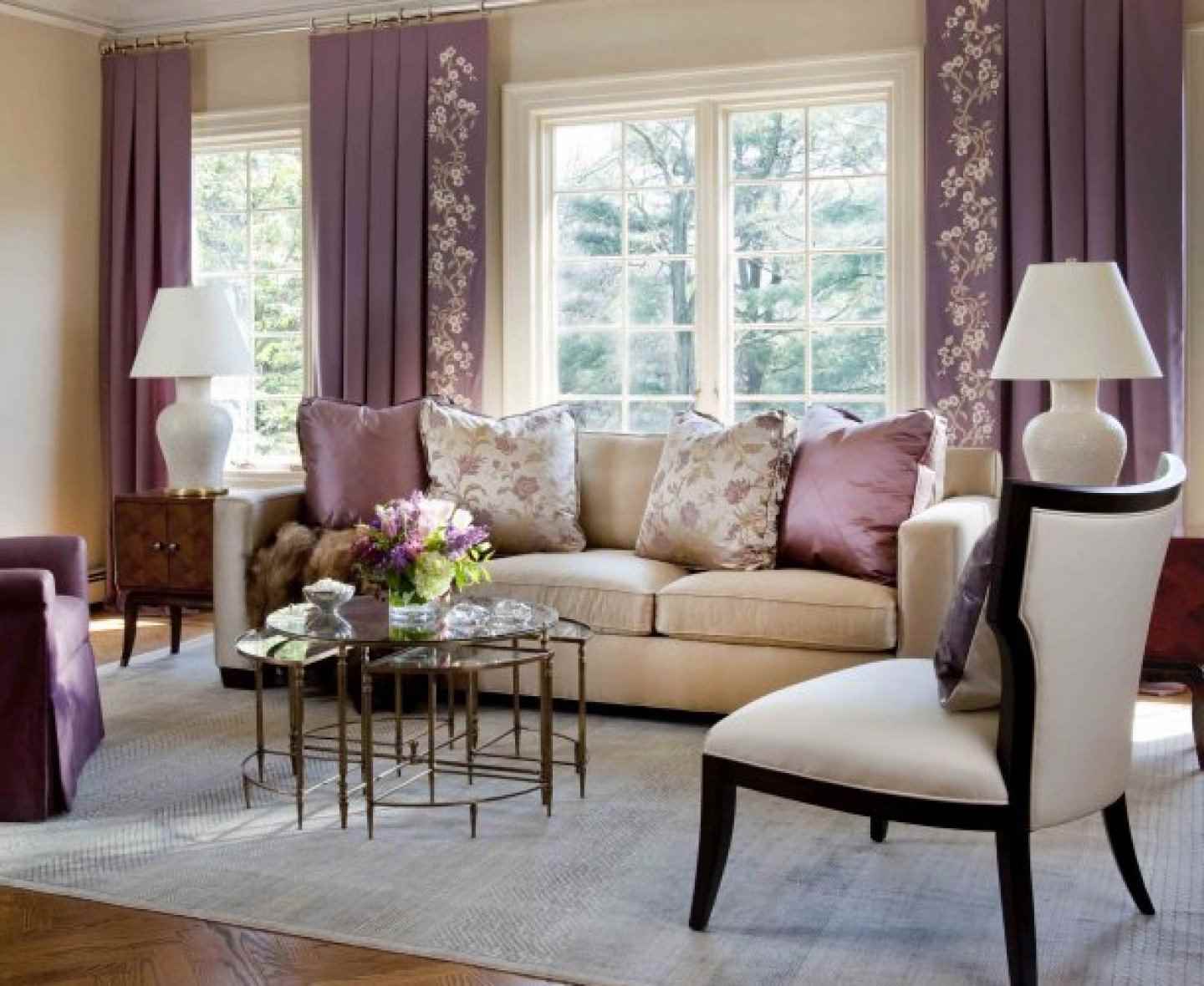 the idea of using light lilac in design