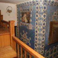 An example of using a beautiful Russian stove in a modern design