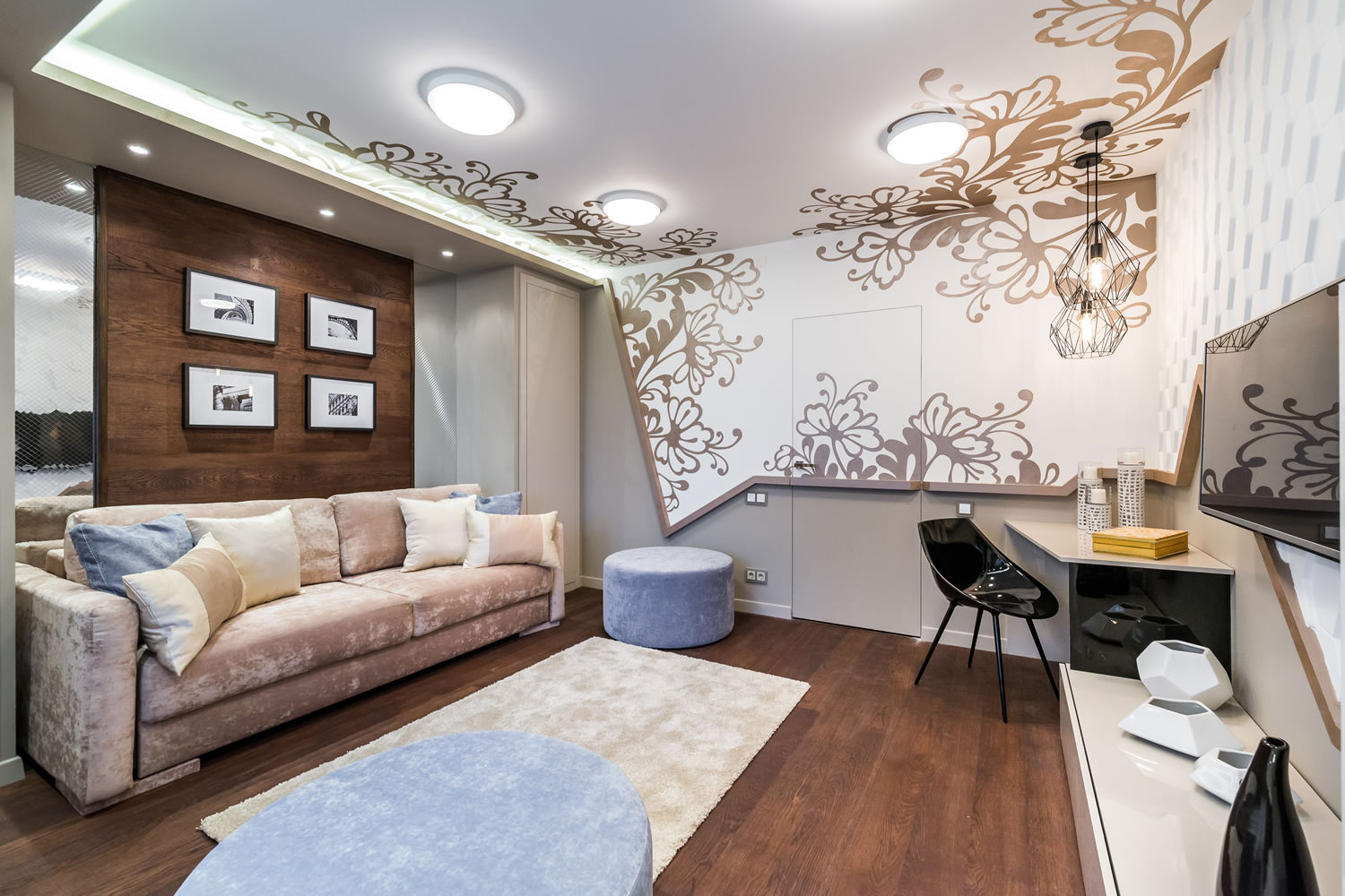 étirer les plafonds dans le salon