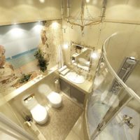 Image à l'intérieur de la salle de bain combinée