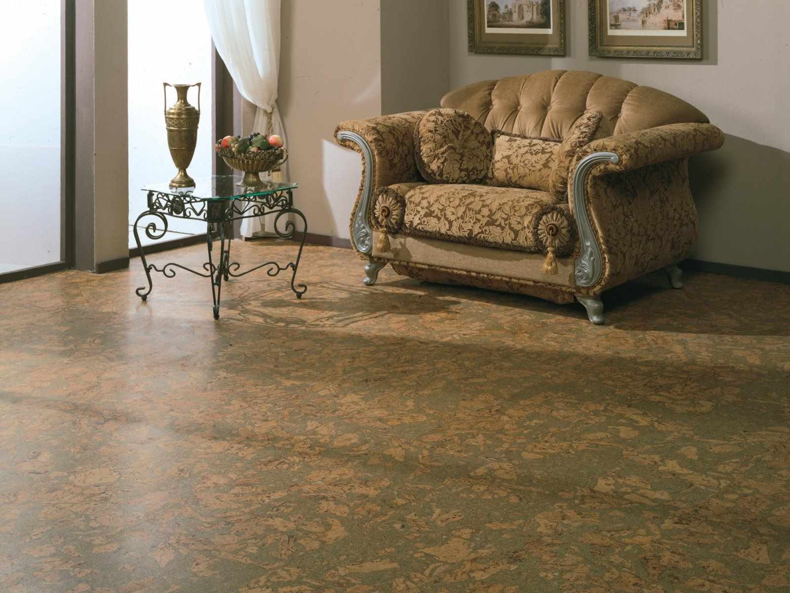 idea of using cork in the interior of the room