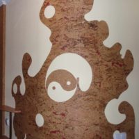 idea of using cork in the interior of the room picture