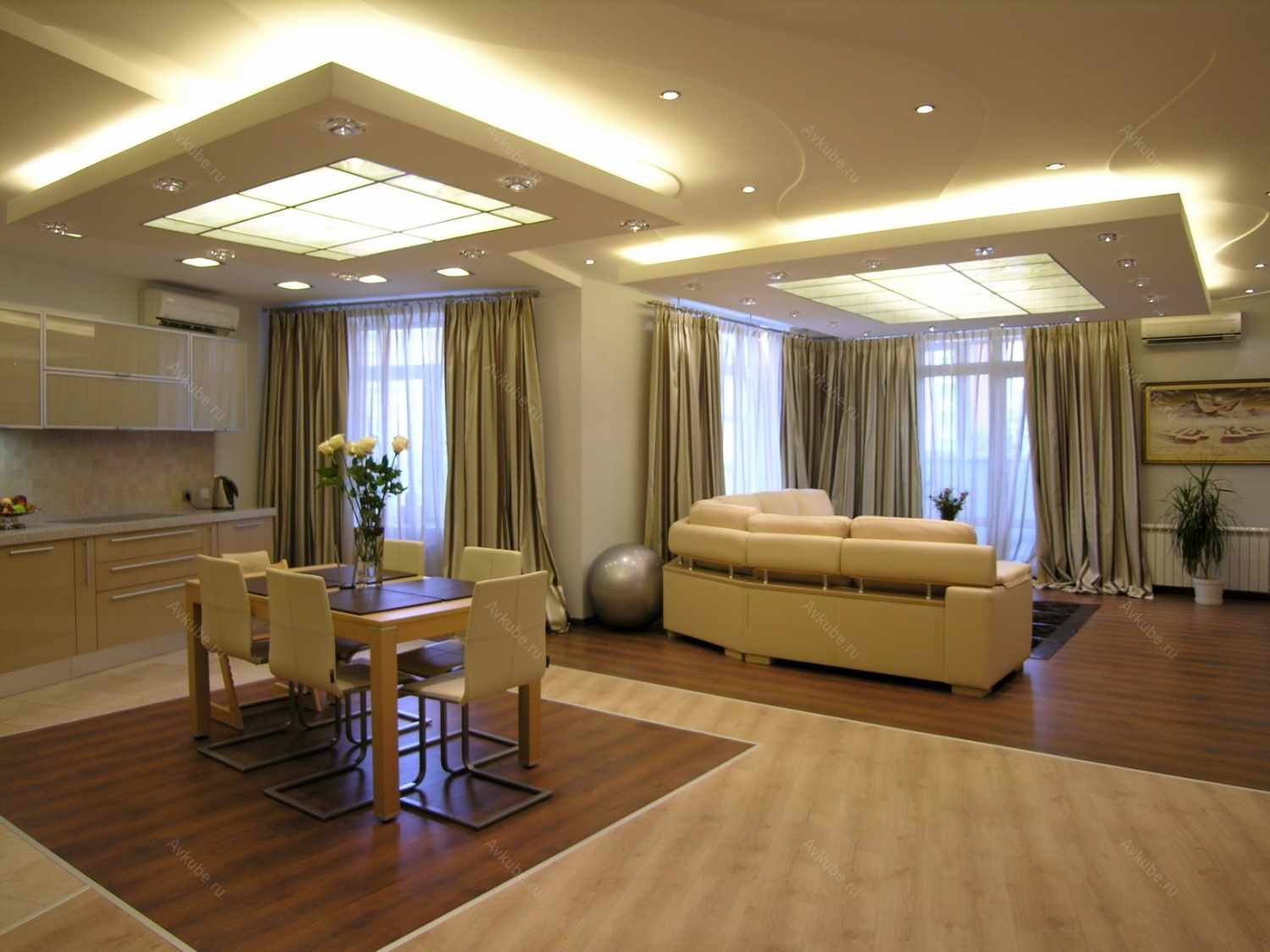 Un exemple de conception de plafond de cuisine dynamique