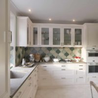 Exemple de projet de design de salle à manger légère