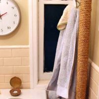 Jute rope on the heating pipe